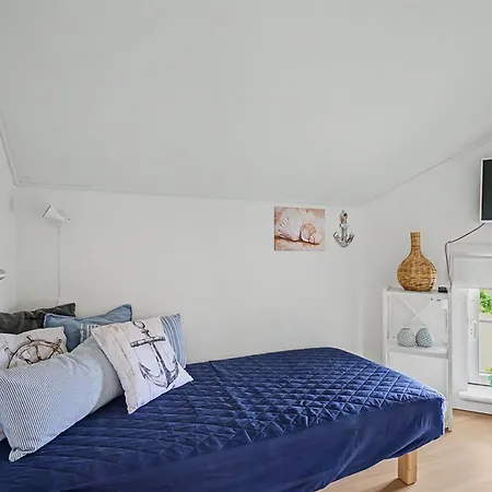 Apartamento Andine - 375m From The Sea By Interhome Bogense